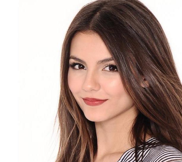 P站混血大尺度女神黑色蕾丝内衣佳作