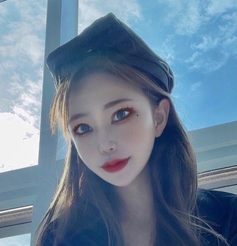 Onlyfans系列-反差萌queenseoa私人订制