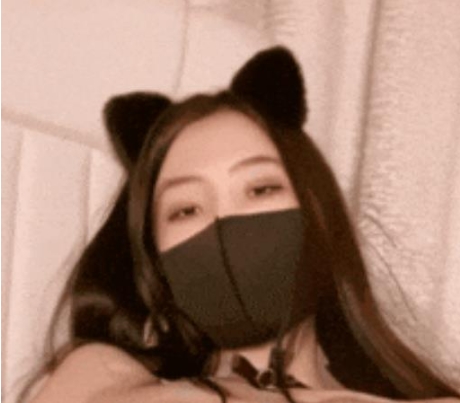 网红女神《八月未央》，十月最新私拍 长腿猫耳新作[