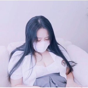 高冷女神樱桃空空：37v41.7g视频巨星