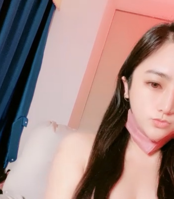 丰满一线天一万吨的猫最新合集22V15.3G，精彩收藏