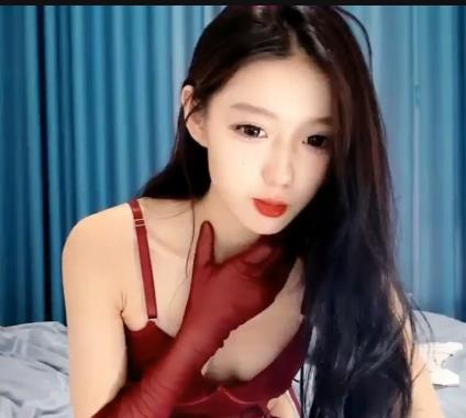树屋灵灵Stripchat火王子秀最新合集2V1G，作者自拍