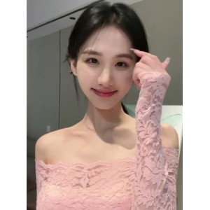 抖音红人裴南苇线下互动合集4V67M，短视频解压必备