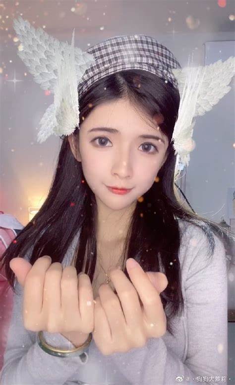 无删减微博狗头妹子高颜值资源合集26V2.4G，低调女神新作品