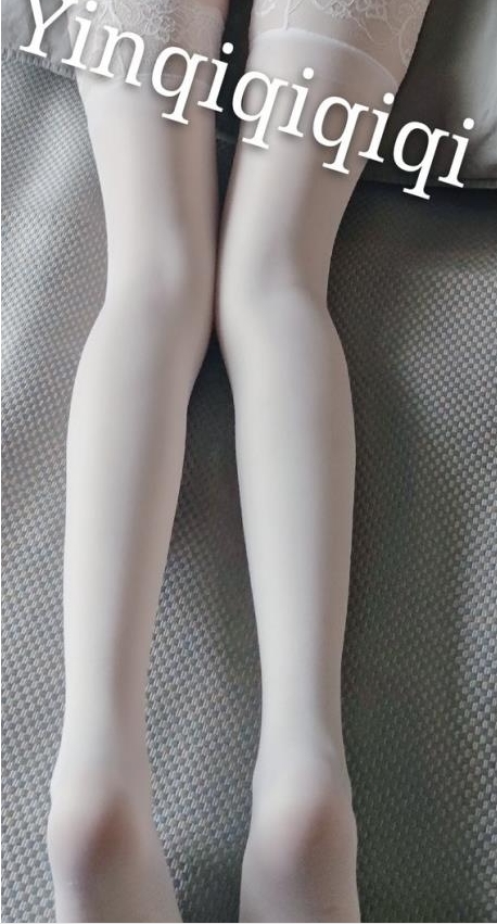 推特美腿博主桃脱了作品合集1419V1532P3.36G，诱惑自拍与有趣袜子