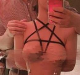 推特反差婊情侣自拍合集数十部4.7G，女神质量高