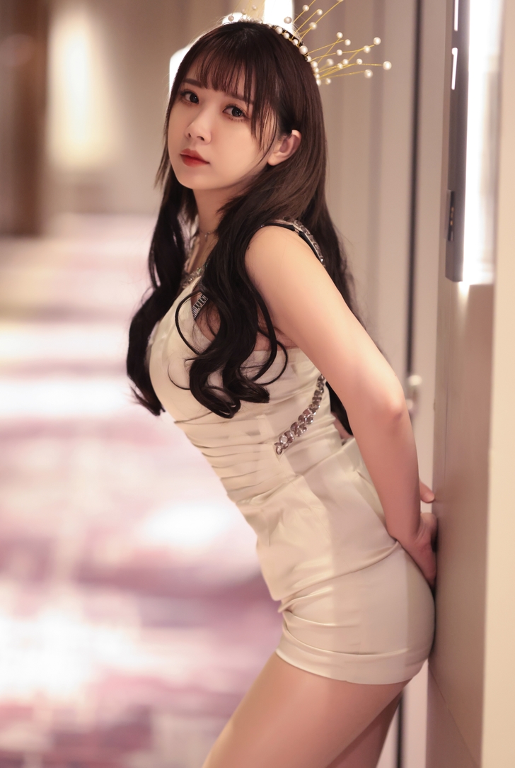 太诱惑小女巫露娜斗鱼作品52套14.99G