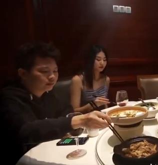 91自拍人Q超劲爆视频4V1.8G大合集