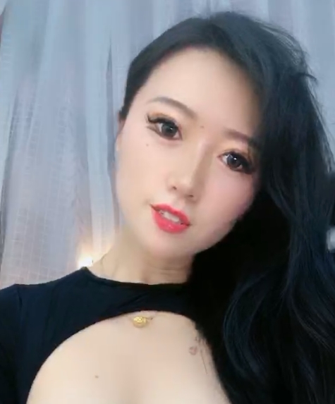 百度云电臀女王月牙疯狂扭动翘臀经典合集30部162G补档热裤翘臀