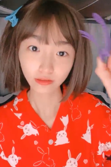 抖音呜崽酱学妹私拍92部49.9G纯欲天花板