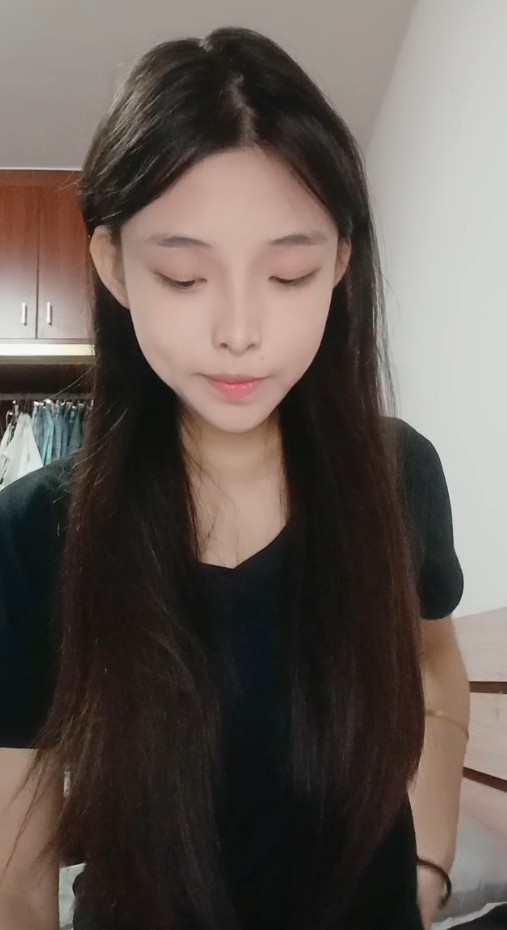 校花小草莓私密视频合集20小时22G顶级颜值