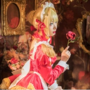 封疆疆v优质身材作品63套合集21.8G推特展示