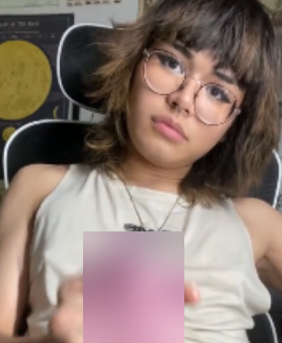 金发洋马KiyanaVi私密盛宴特写镜头小三百兆这谁顶得住