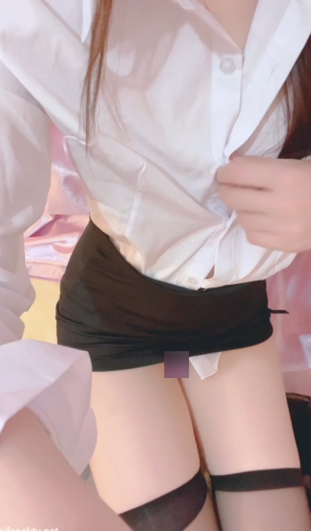 耀灵定制牛仔裤老师2V+2G劲爆资源