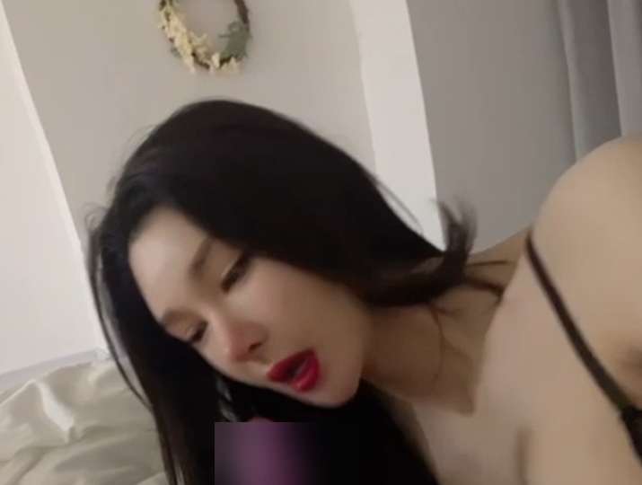 推特Tina御姐热舞合集88V50G超顶