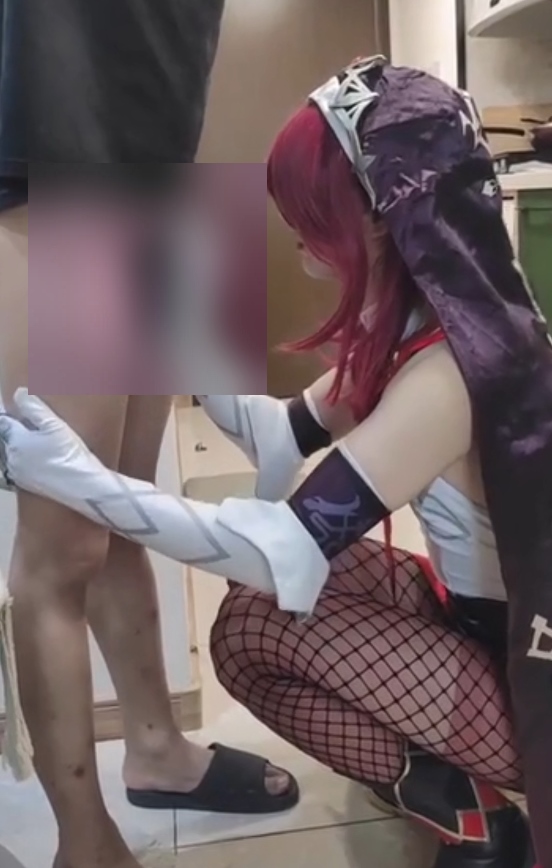 水银灯绝美伪娘cos罗莎莉亚1V930MB御姐黑丝