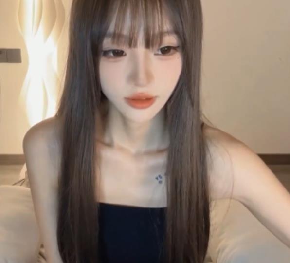 私密云盘Andy_coco校花私拍合集20v16.4g娇嫩多汁