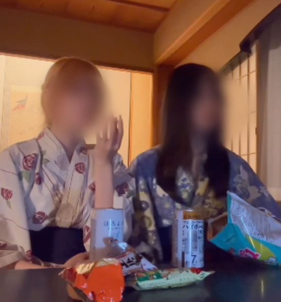 OF百合情侣lilyxoxoles原档30v19g高清稀缺