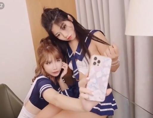 青春靓女同高清自拍43部1.8G中日韩合集无圣光超养眼