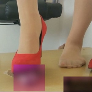 足系列盛宴推特娇媚女神鞋交视频合集10部3.9G极致诱惑