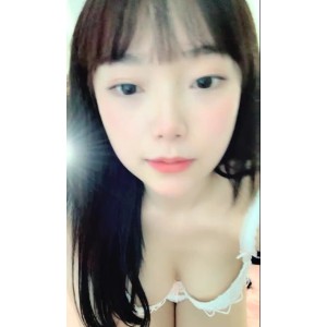 卡哇伊萌妹透视装浴室湿身诱惑1V1.98G颜值在线