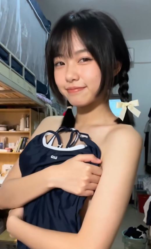 可爱AI女宿舍死库水316P17V180M全网首发太真实